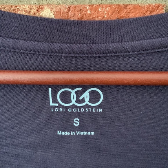 LOGO Lori Goldstein Navy Blue Tunic Top - Picture 3 of 6